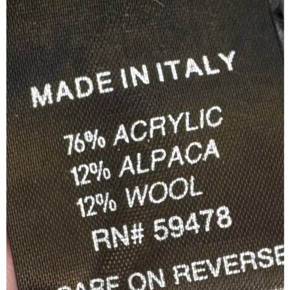 Silvia Novelli NOBA Knit Cardigan Sweater With Single Button Closure - Picture 6 of 8